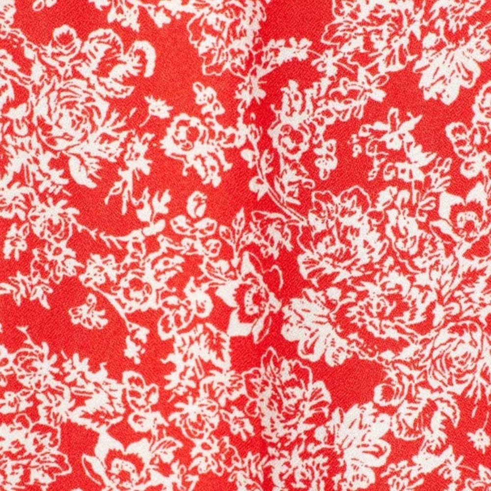 Hinge Women's Red/White Floral Garden Hi-Low Hem V-Neck Smocked Blouse sz XS - Picture 5 of 7